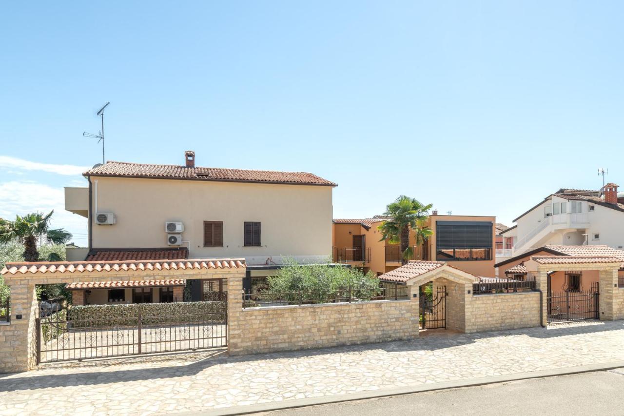 Apartments Nono Porec Exterior photo